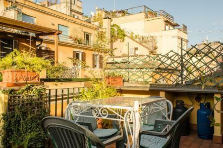 Coliseum Top Floor With Terrace And View Rome Extérieur photo